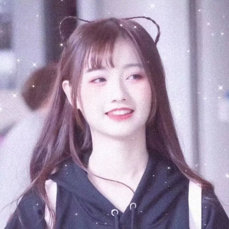 碧窗艳影
